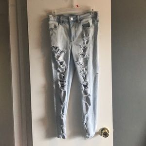 American Eagle Ripped High Waisted Jegging Size 8